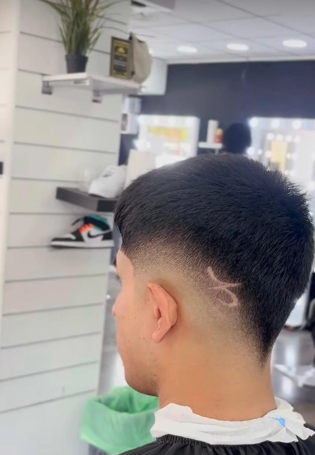 Corte moderno barbería Elche